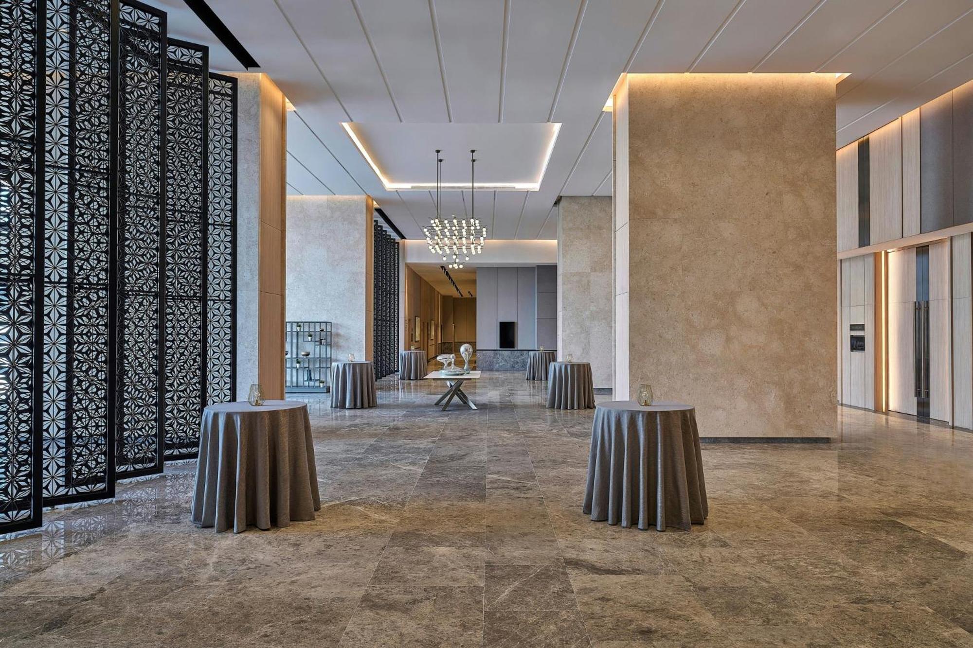 Hotel Courtyard By Marriott Kuala Lumpur South Exterior foto